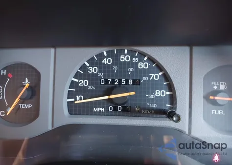 1992 Mercury Cougar Ls z USA, uszkodzony, nr VIN 1MEPM6045NH646487